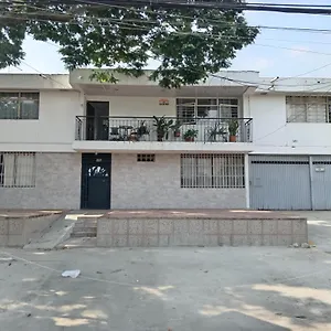 Linda Casa Vacacional Andy-santiago De Habitación en casa particular