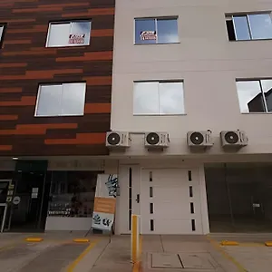 Moderno Edifico En El Sur De Apartamento